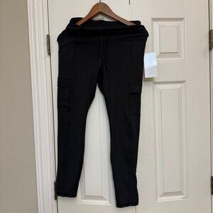Rainier cargo tight by Athleta size medium black NWT
